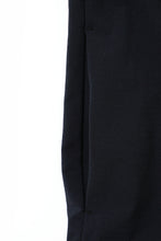 Load image into Gallery viewer, KURO MF COAT