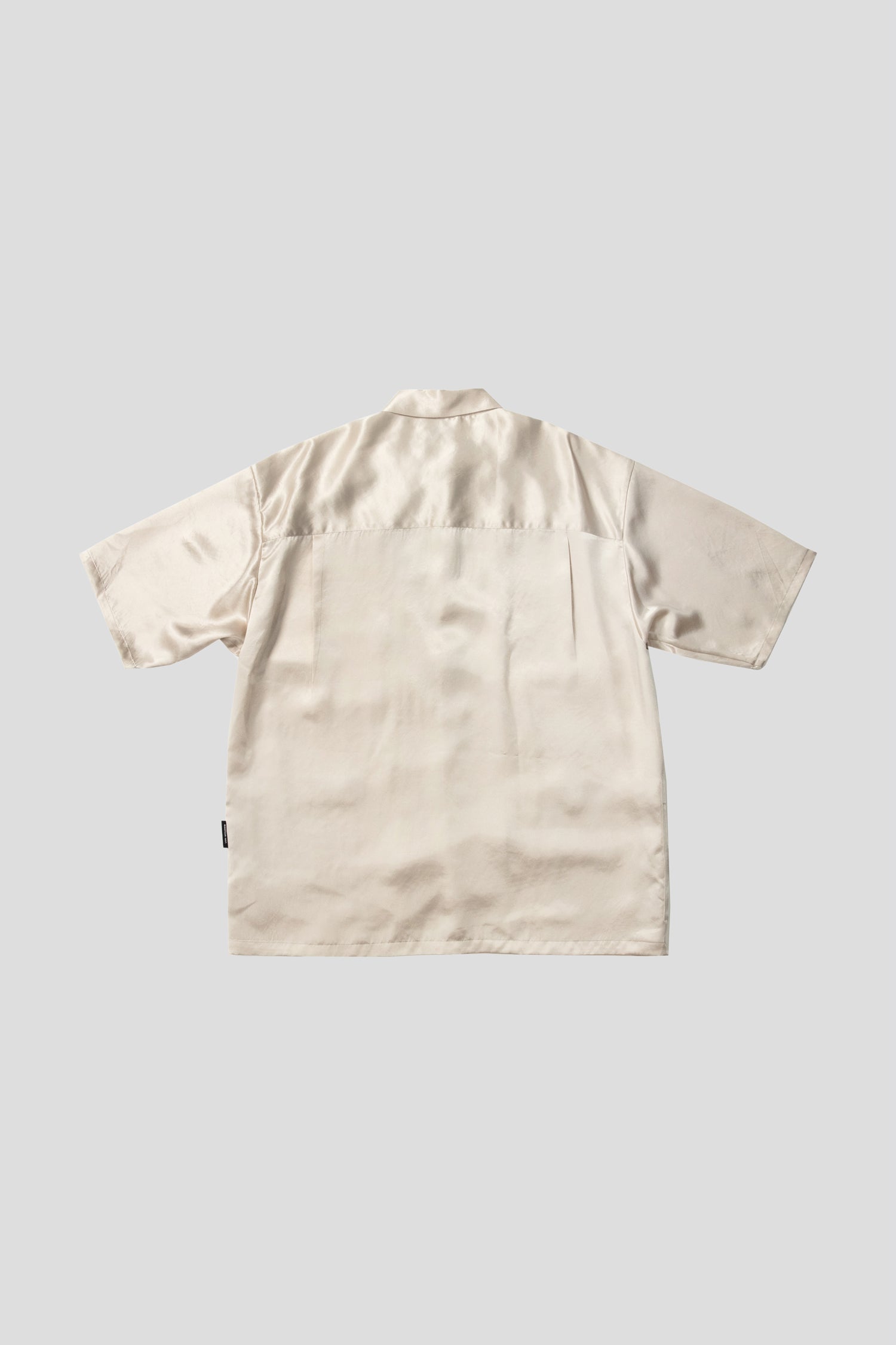 V-SATIN S/S SHIRTS
