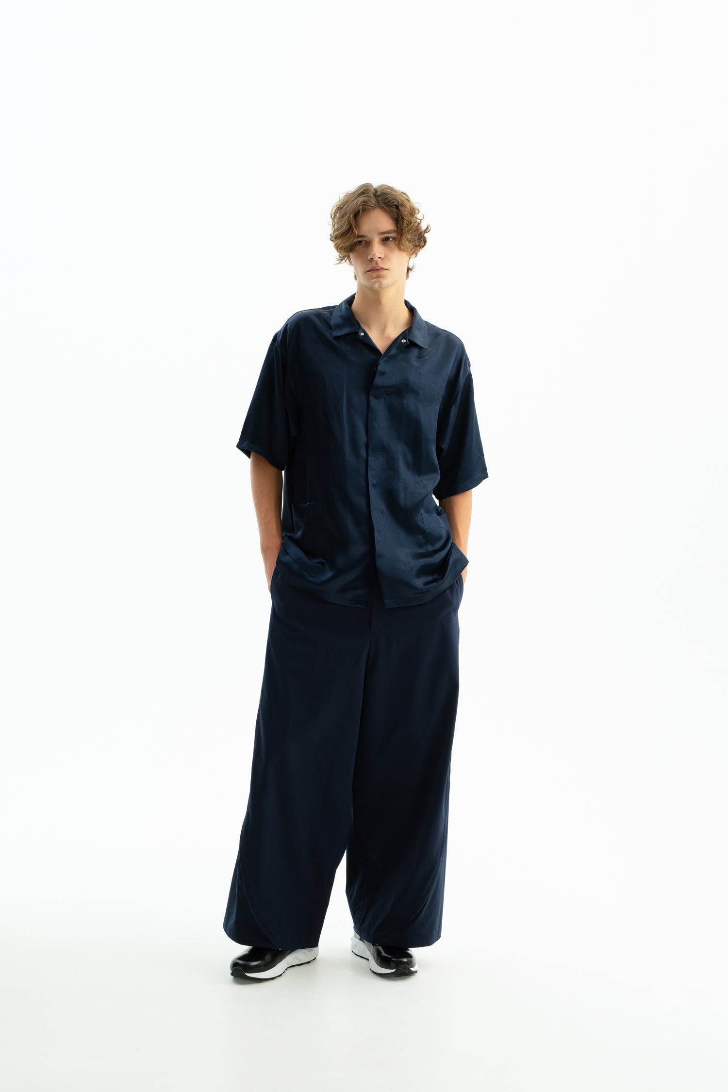 T SN PANTS