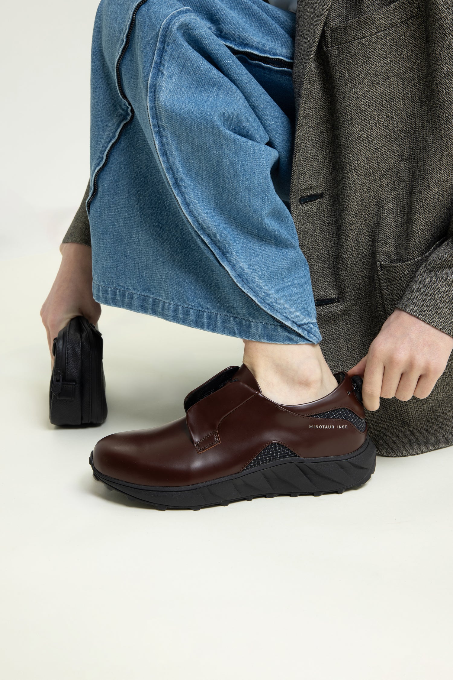 MI DISC PLAIN TOE 