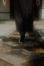 Load image into Gallery viewer, JIKU MESSAGE SOCKS (EN)【MINOTAUR INST. x 両足院】