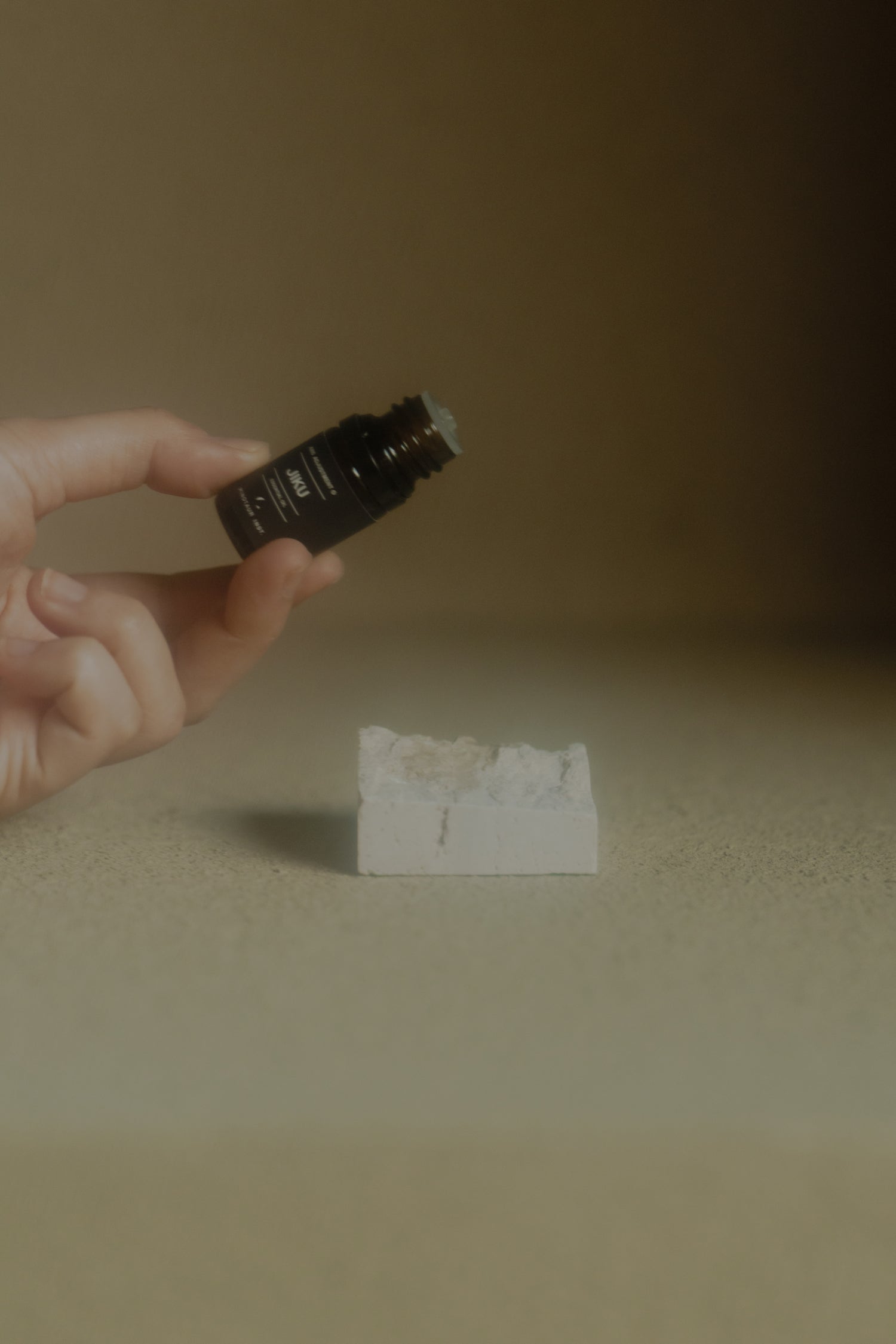 JIKU ESSENTIAL OIL | MINOTAUR INST. x 両足院