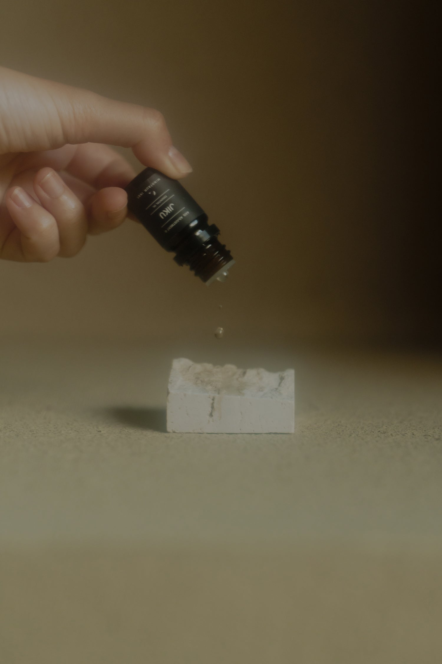 JIKU ESSENTIAL OIL | MINOTAUR INST. x 両足院