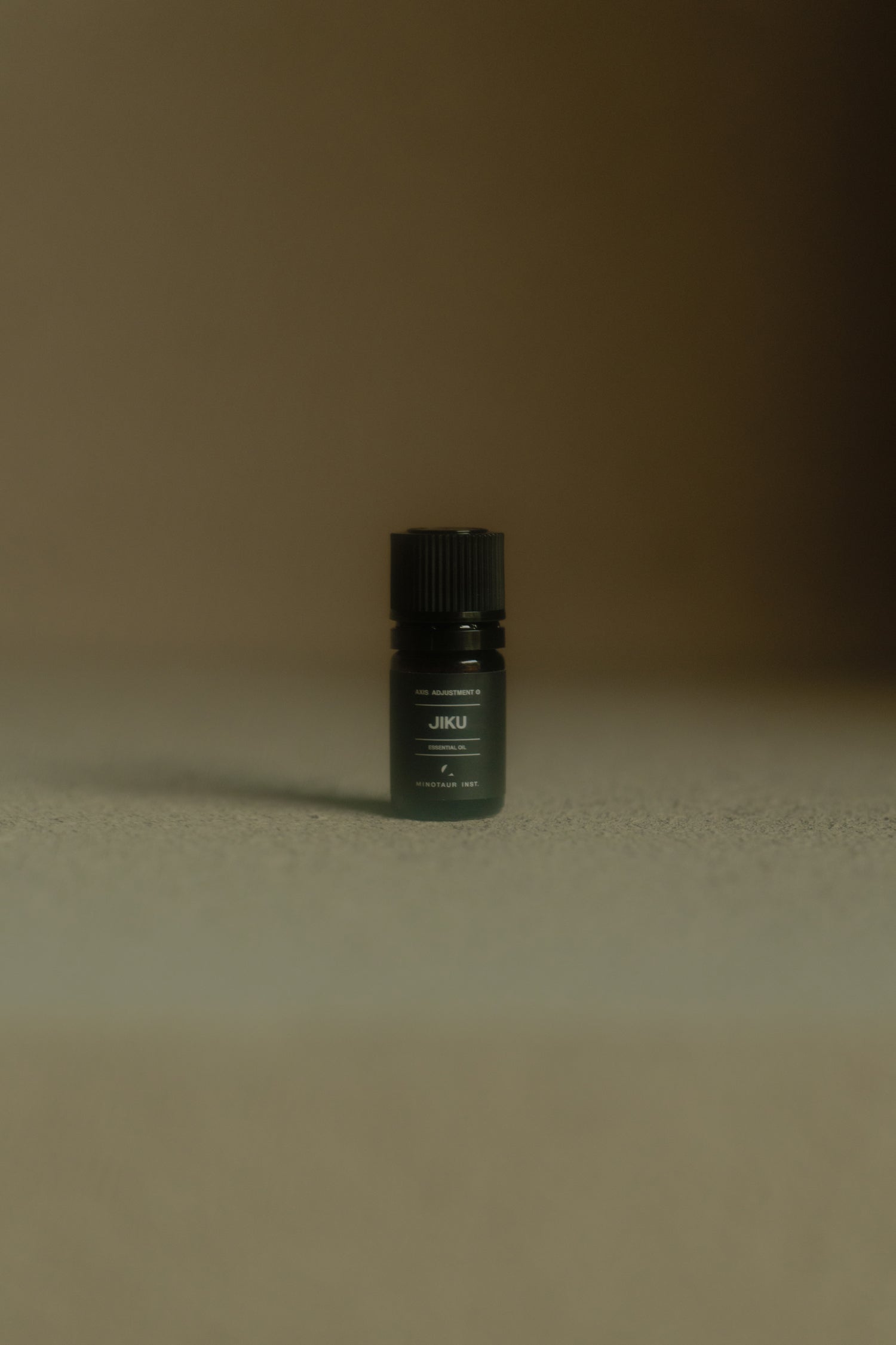 JIKU ESSENTIAL OIL | MINOTAUR INST. x 両足院